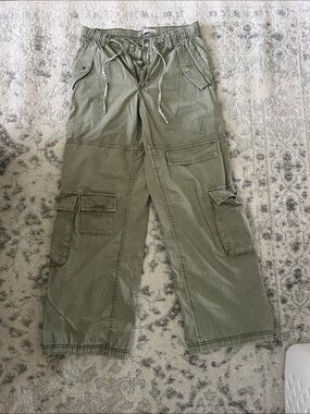 SO Men's Olive Cargo Pants with Utility Pockets